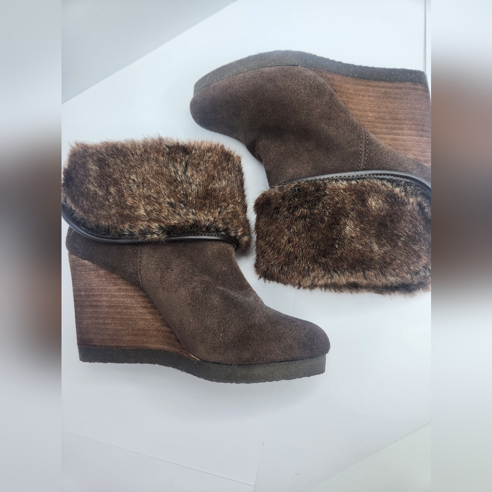 Lucky Brand Brown Ankle Bootie Women's Torynn Wedge Brown Fur boot sz 6 NIB